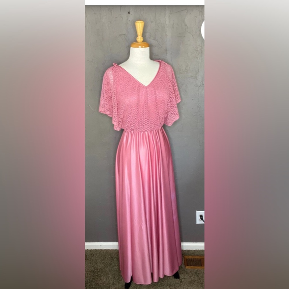 Womens Vintage 1970s Crochet Pink Maxi Dress Excellent Condition Size 15/16